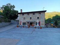 mejores-campings-casas-rurales-perros-ciudad-barrio
