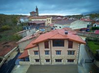 mejores-campings-casas-rurales-perros-ciudad-lagran
