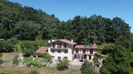 mejores-campings-casas-rurales-perros-ciudad-luquiano