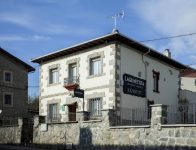 mejores-campings-casas-rurales-perros-ciudad-pobes