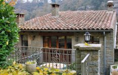 mejores-campings-casas-rurales-perros-ciudad-rupit